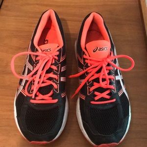 Size 10 Women’s ASICS